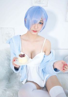 美女打开双腿含羞视频_国内精品91最新在线观看